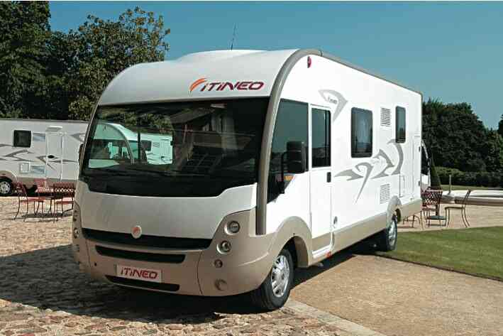 camping-car ITINEO SB 720  extérieur / face avant